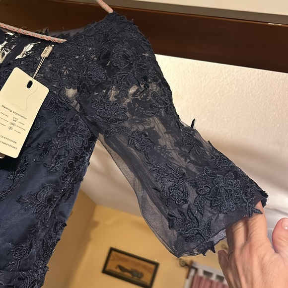 New bridesmaid or prom dress size 16 - Picture 3 of 10